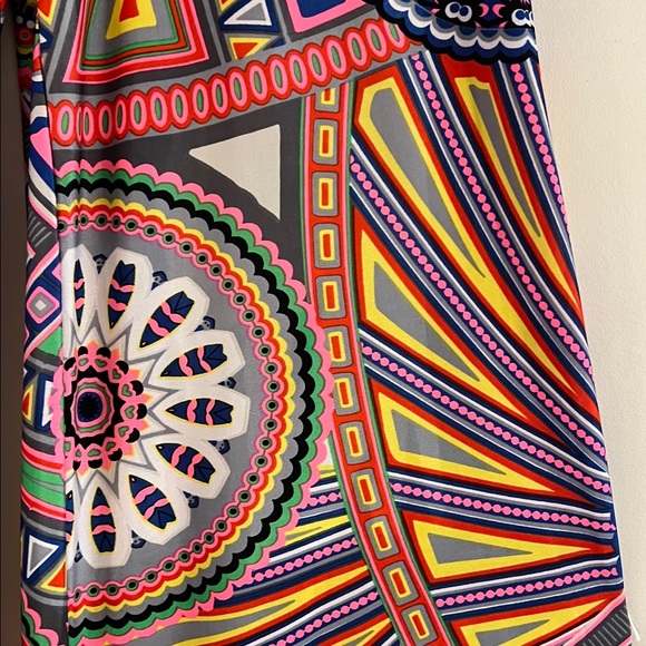 Wide-legged palazzo pants with colorful geometric patterns Size M - Picture 2 of 10